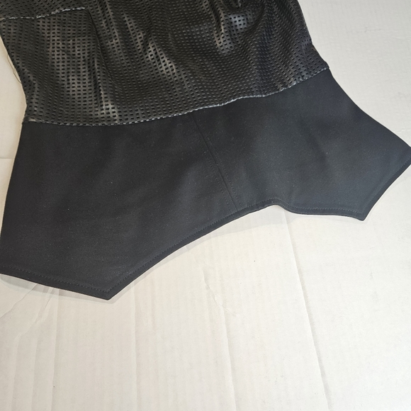 G.I.L.I. (Got It Love It) Women Striking Black Faux Top Size 14 - Picture 5 of 10